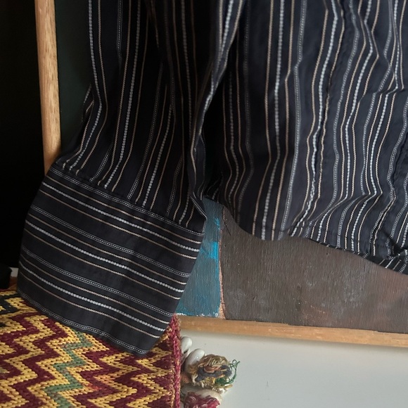 Y2K Old Navy Black Top with Pinstripes M - Picture 3 of 16